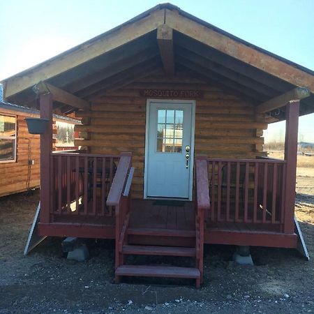 Alaska Log Cabins On The Pond Clear Creek Park Exteriör bild