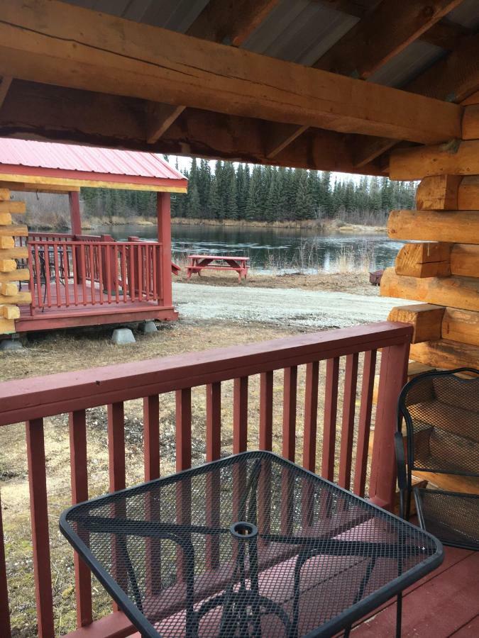 Alaska Log Cabins On The Pond Clear Creek Park Exteriör bild