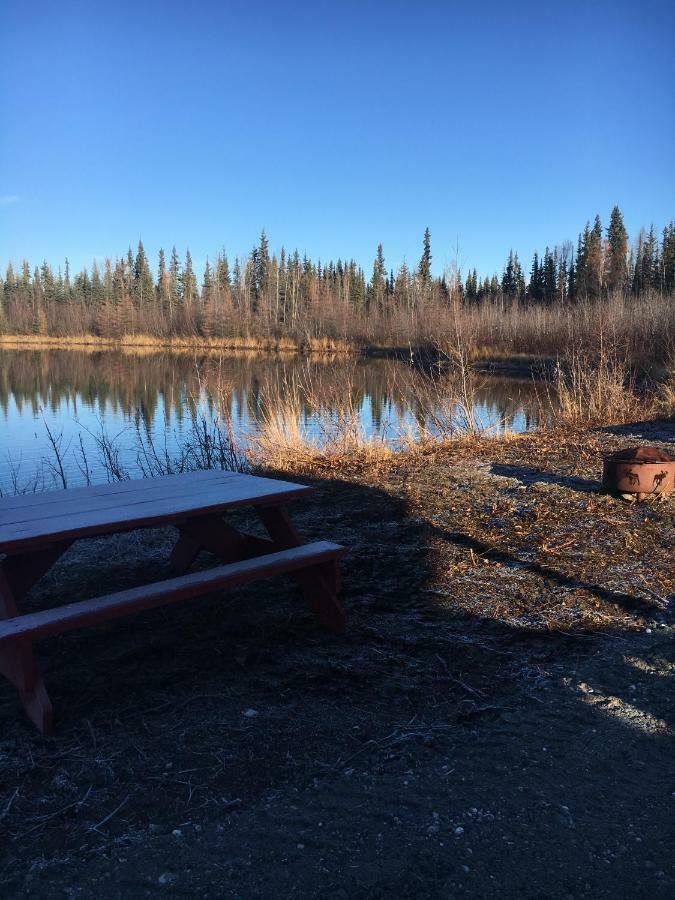 Alaska Log Cabins On The Pond Clear Creek Park Exteriör bild