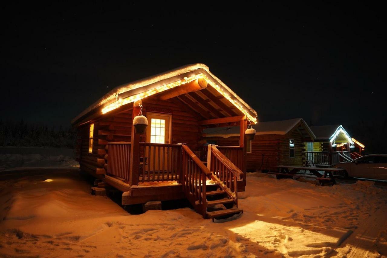 Alaska Log Cabins On The Pond Clear Creek Park Exteriör bild